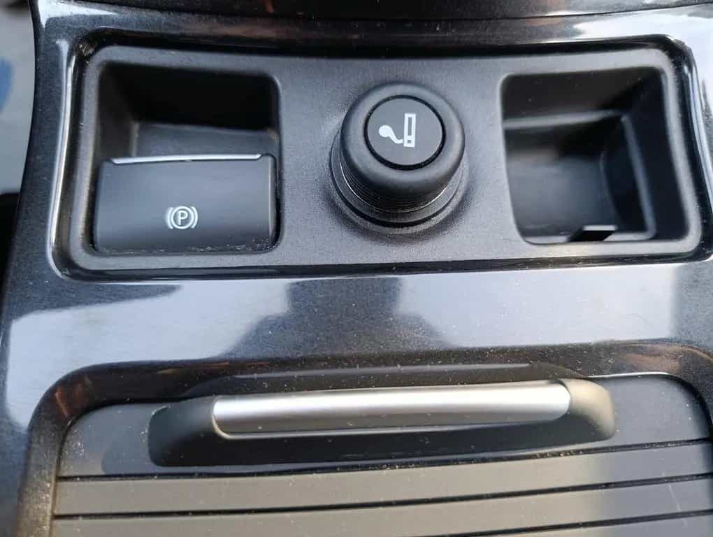 Ford Kuga ST-Line 4WD Alcantara Navi SHZ LHZ PDC 04/2019-photo-29