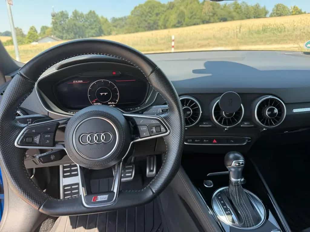 Audi TT Coupe 2.0 TFSI S tronic quattro - 02/2018-photo-6