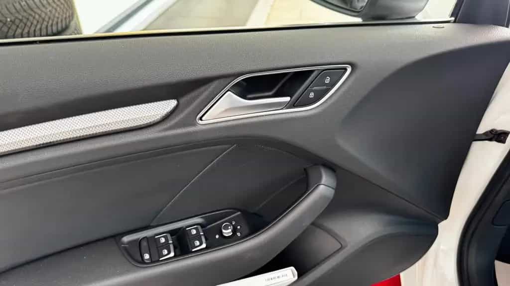 Audi A3 Sportback 35 TFSI design 11/2019-photo-11