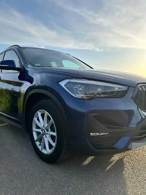 BMW X1 sDrive 1.8 Automatik SUV 07/2019-photo-3