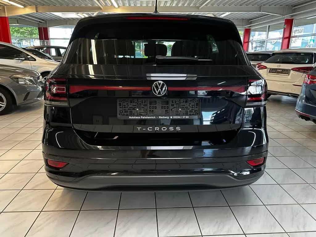Volkswagen T-Cross Style 1.5  TSI DSG LED ACC *R-Line* 12/2021-photo-17
