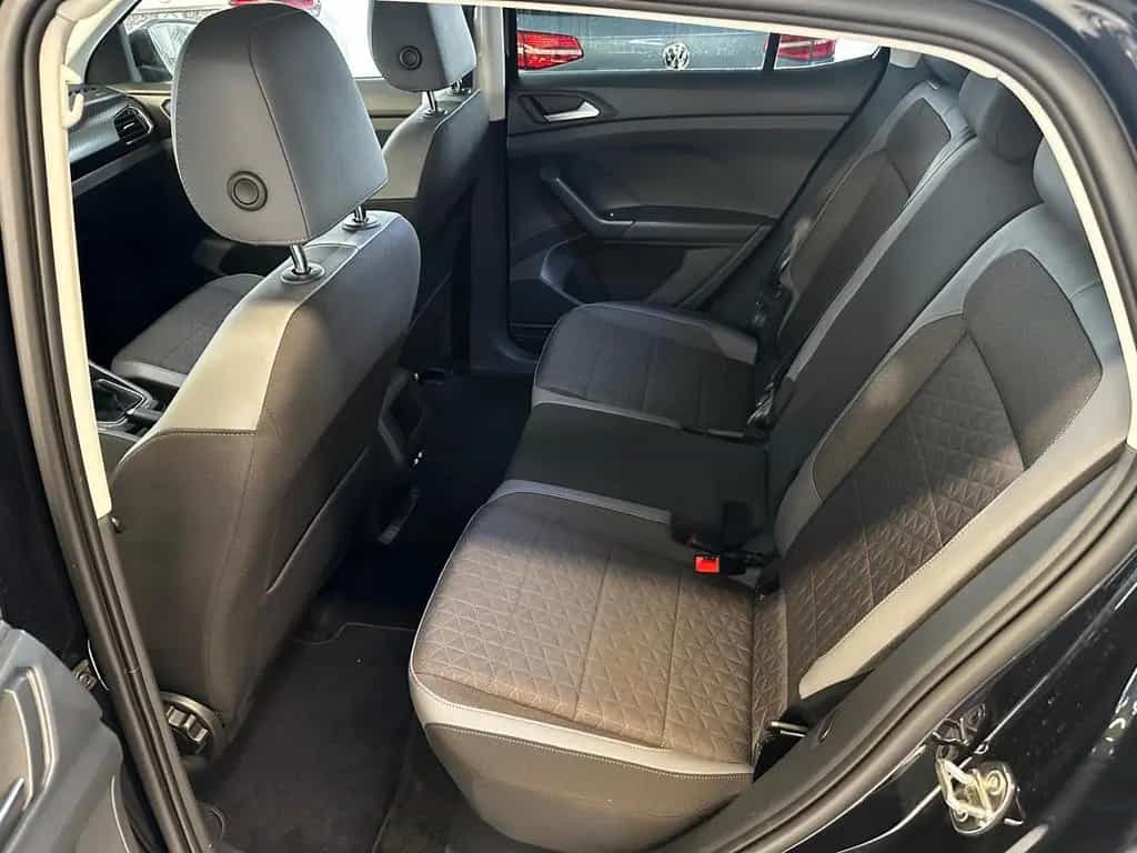 Volkswagen T-Cross Style 1.5  TSI DSG LED ACC *R-Line* 12/2021-photo-41