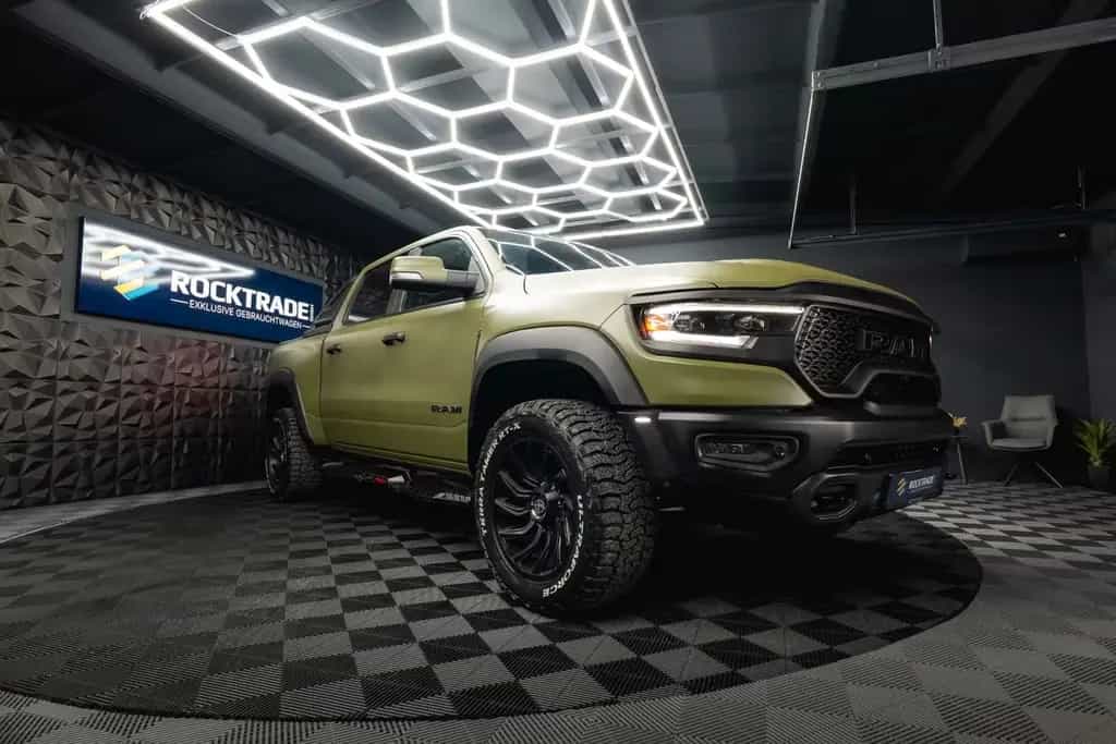 Dodge RAM 5.7 V8 HEMI 4x4 LARAMIE OFFROAD TRX Styling 10/2024-photo-20