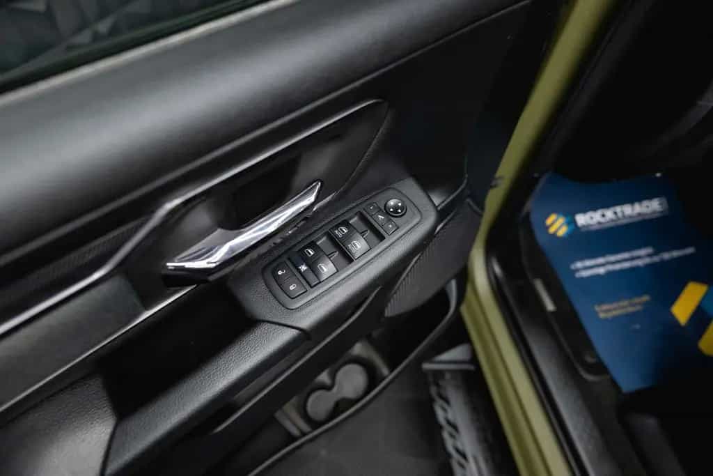 Dodge RAM 5.7 V8 HEMI 4x4 LARAMIE OFFROAD TRX Styling 10/2024-photo-40