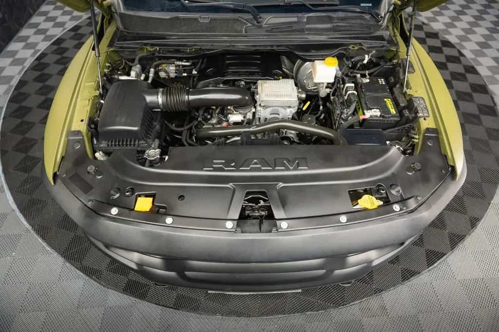 Dodge RAM 5.7 V8 HEMI 4x4 LARAMIE OFFROAD TRX Styling 10/2024-photo-49