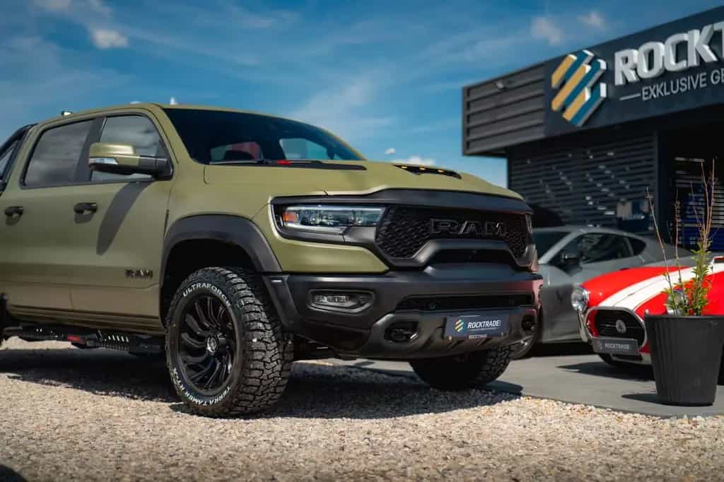 Dodge RAM 5.7 V8 HEMI 4x4 LARAMIE OFFROAD TRX Styling 10/2024-photo-6