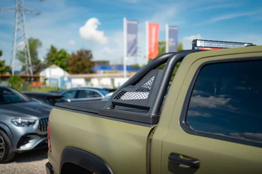 Dodge RAM 5.7 V8 HEMI 4x4 LARAMIE OFFROAD TRX Styling 10/2024-photo-9