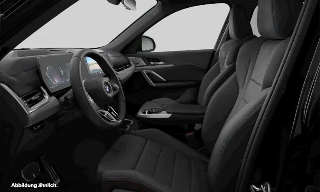 BMW X1 xDrive23d M Sport HUD AHK 360°KAM RFK NAVI 06/2024-photo-3