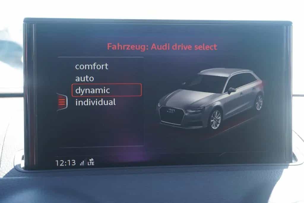 Audi A3 Sportback 30 1.0 TFSI Navi Sitzheizung DAB PD 10/2019-photo-15