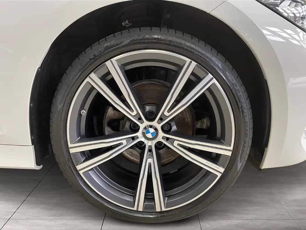 BMW 320 i TOURING DAB AHK SHZ PDC ALU 19" 05/2023-photo-11