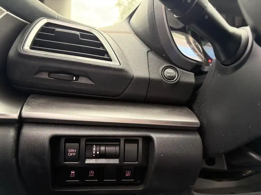 Subaru XV 1.6i Lineartronic 4WD APPLE ANDROID LEDER L 05/2023-photo-19