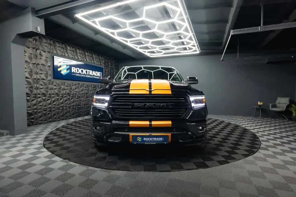 Dodge RAM 5.7 V8 HEMI 4x4 OFFROAD Night-Paket *LED*19% 11/2021-photo-12
