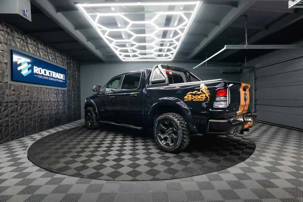 Dodge RAM 5.7 V8 HEMI 4x4 OFFROAD Night-Paket *LED*19% 11/2021-photo-20