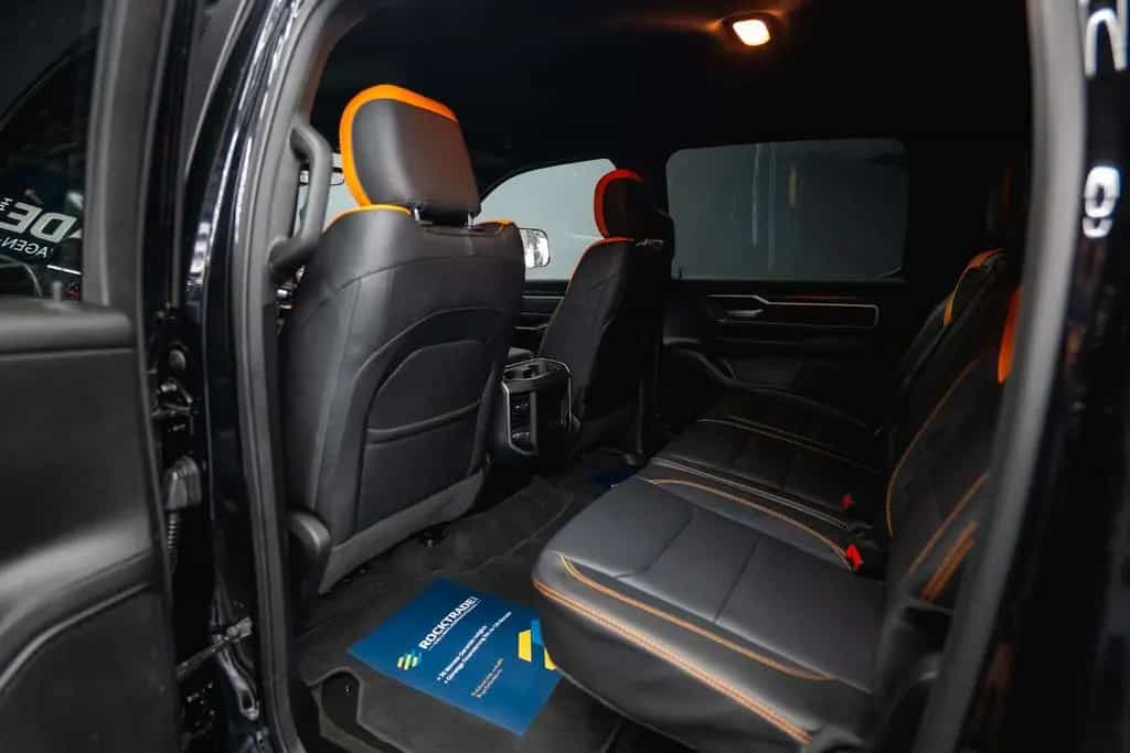 Dodge RAM 5.7 V8 HEMI 4x4 OFFROAD Night-Paket *LED*19% 11/2021-photo-37