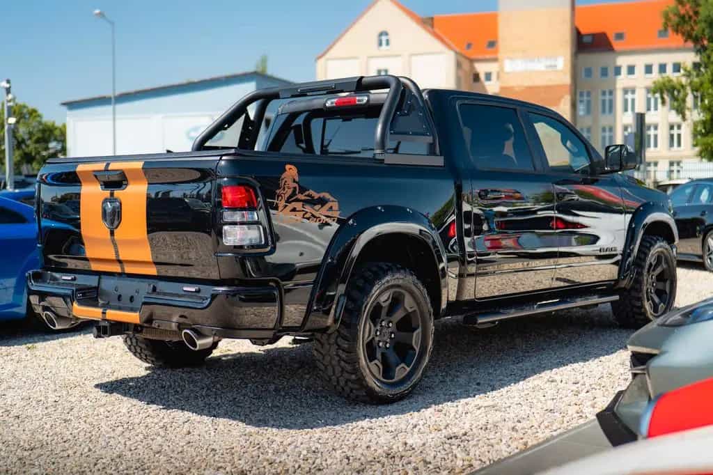 Dodge RAM 5.7 V8 HEMI 4x4 OFFROAD Night-Paket *LED*19% 11/2021-photo-6