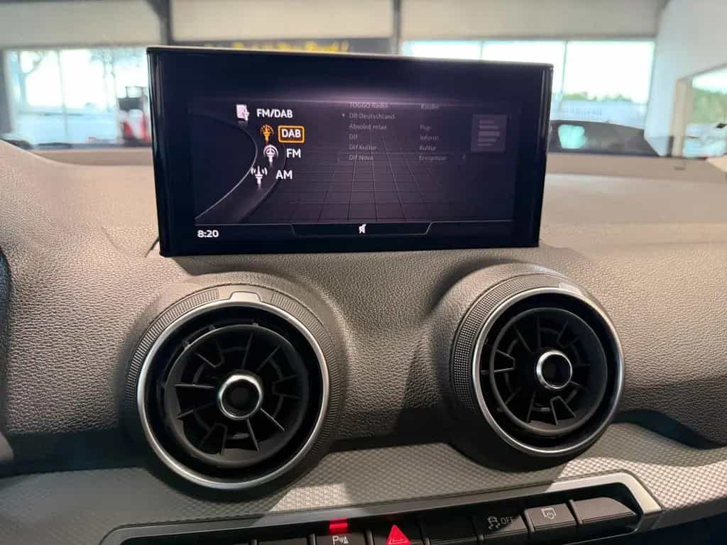 Audi Q2 35 TFSI advanced ACC LED PDC CarPlay 08/2023-photo-41