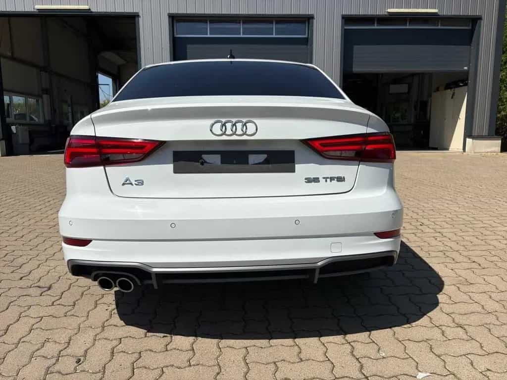 Audi A3 35 TFSI S tronic sport DSG Garantie Navi Klim 03/2019-photo-11
