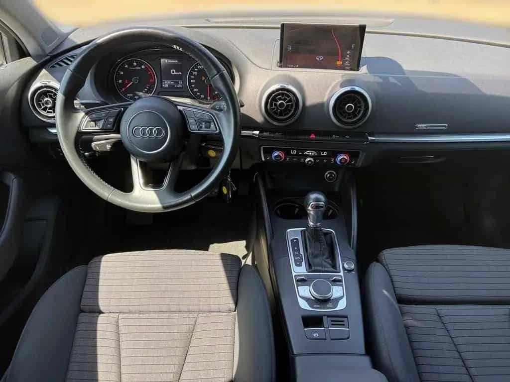 Audi A3 35 TFSI S tronic sport DSG Garantie Navi Klim 03/2019-photo-20