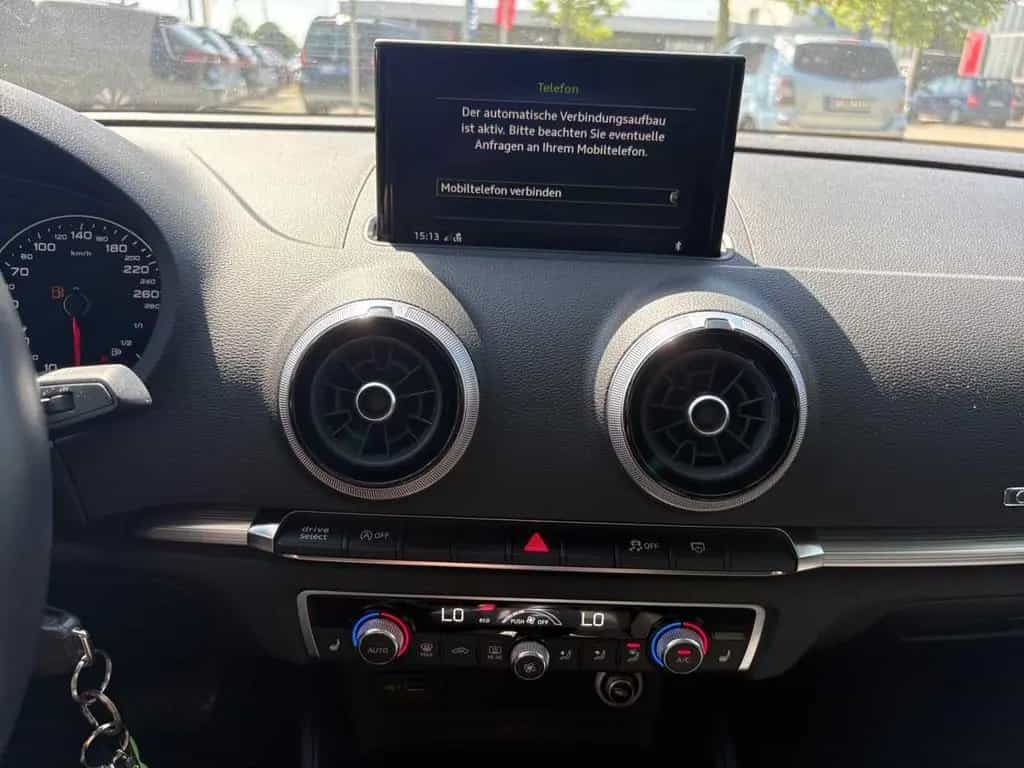 Audi A3 35 TFSI S tronic sport DSG Garantie Navi Klim 03/2019-photo-30
