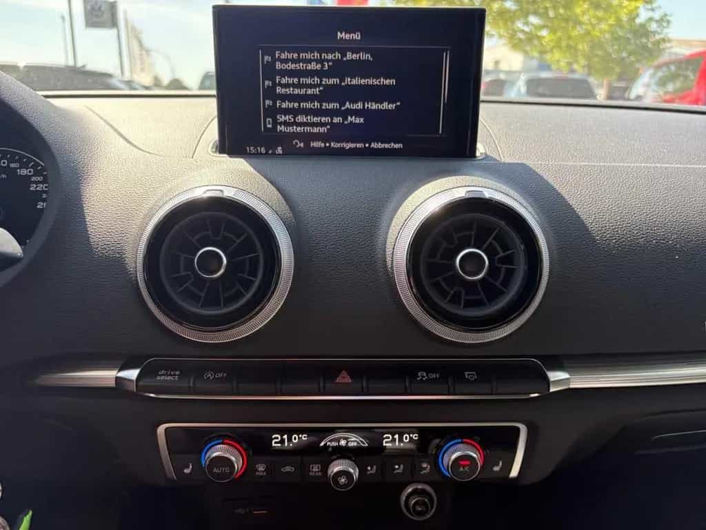 Audi A3 35 TFSI S tronic sport DSG Garantie Navi Klim 03/2019-photo-35