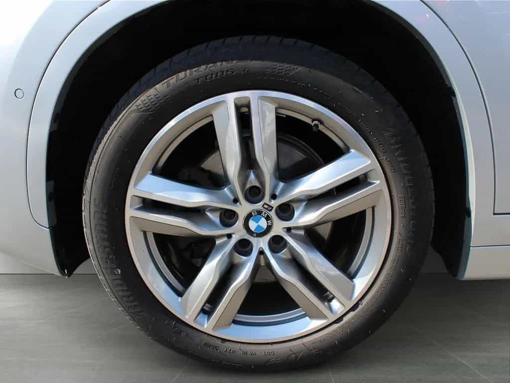 BMW X1 xDrive18d M-Sport "Navi PDC LED CD Kamera" 01/2017-photo-7