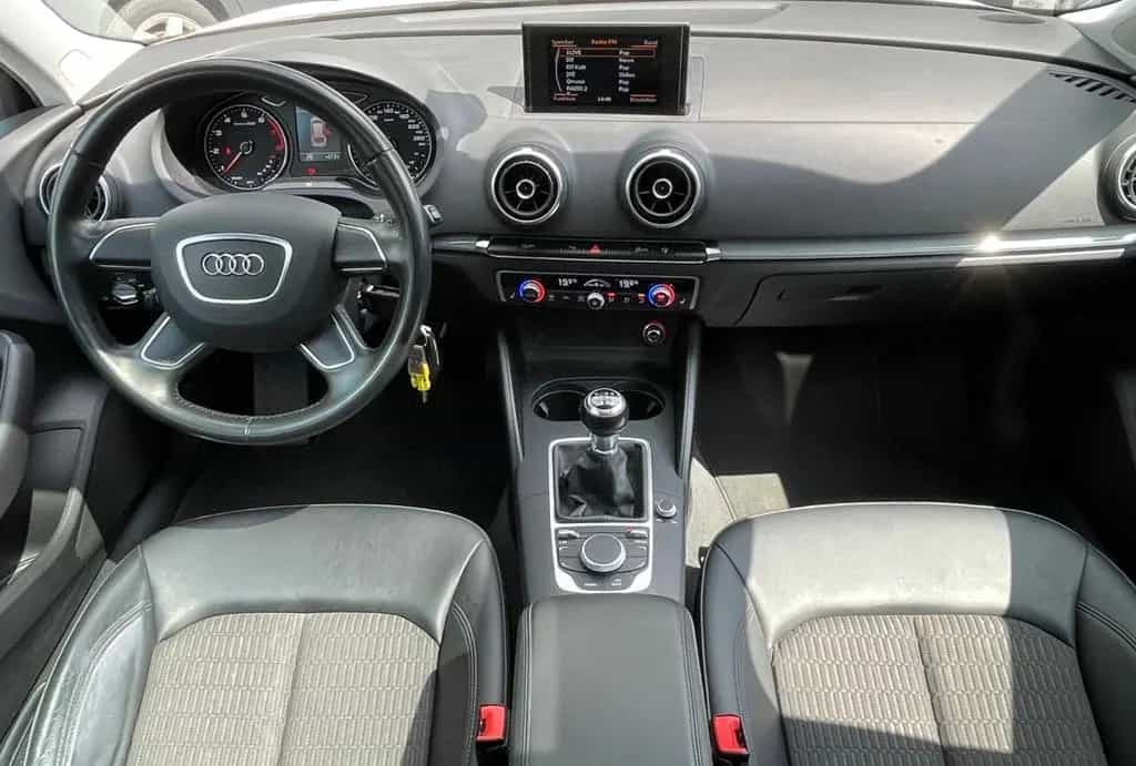 Audi A3 Sportback ambiente, Xenon, Pano, GRA, SHZ 11/2015-photo-8