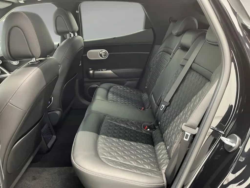 Genesis GV60 Sport Elektro 4WD Sportpaket Panorama Memor 02/2025-photo-13