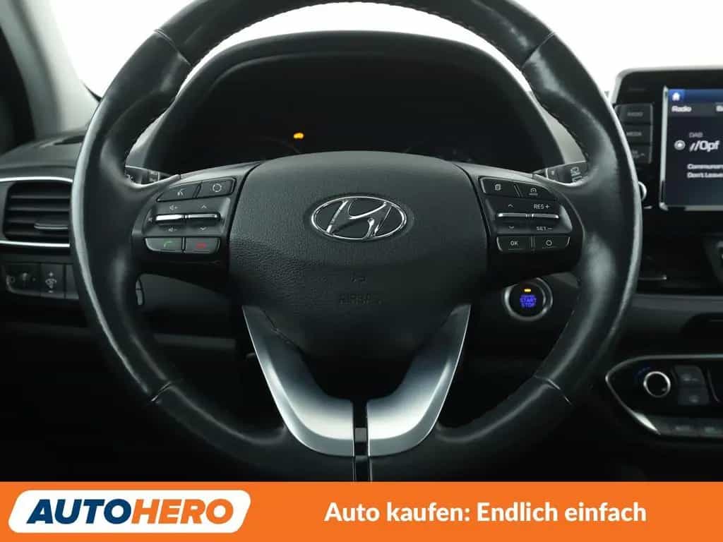 Hyundai i30 1.4 TGDI YES! Plus*NAV*LED*TEMPO*CAM*PDC*AHK 06/2019-photo-18