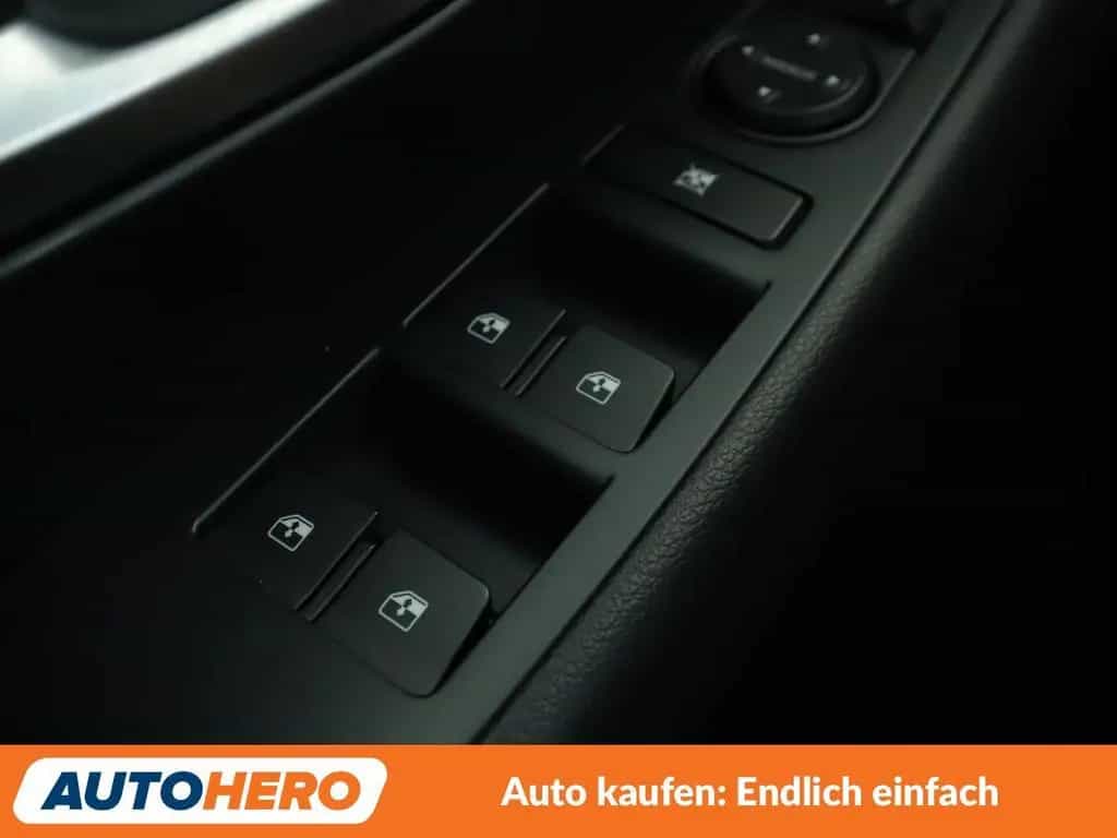 Hyundai i30 1.4 TGDI YES! Plus*NAV*LED*TEMPO*CAM*PDC*AHK 06/2019-photo-24