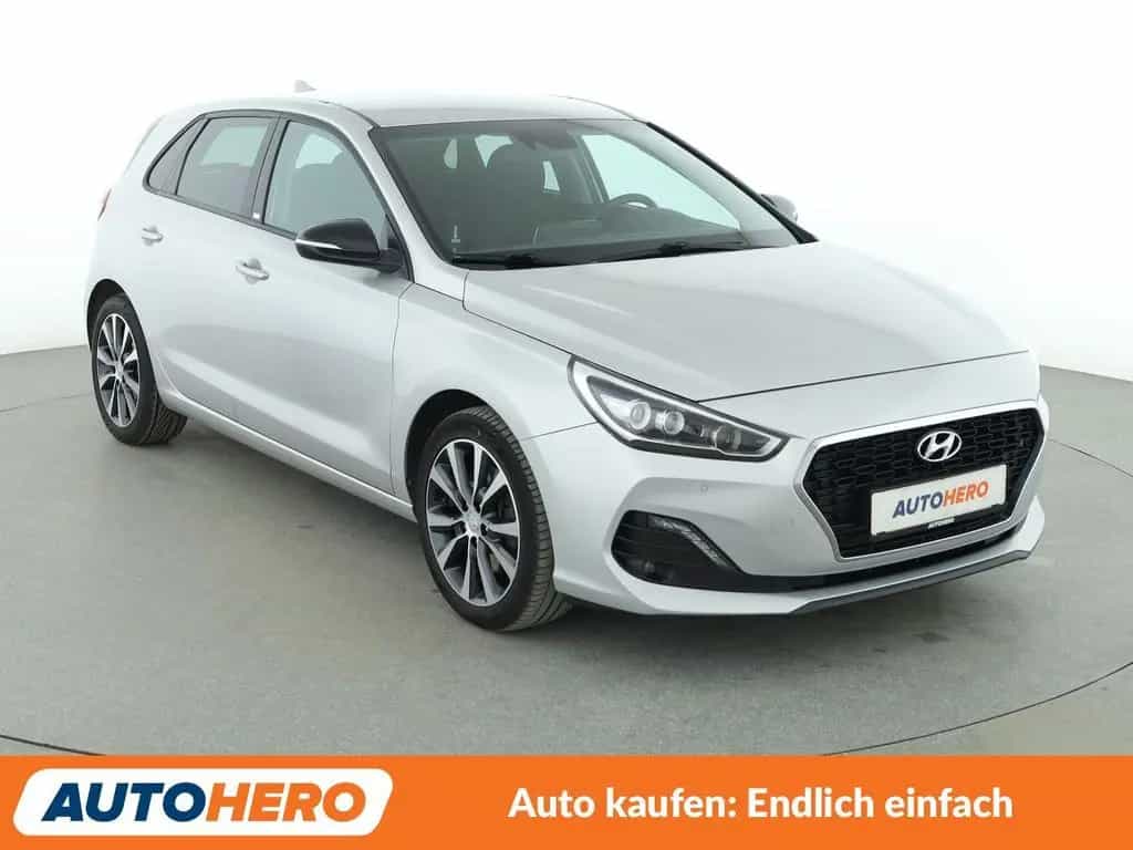 Hyundai i30 1.4 TGDI YES! Plus*NAV*LED*TEMPO*CAM*PDC*AHK 06/2019-photo-7