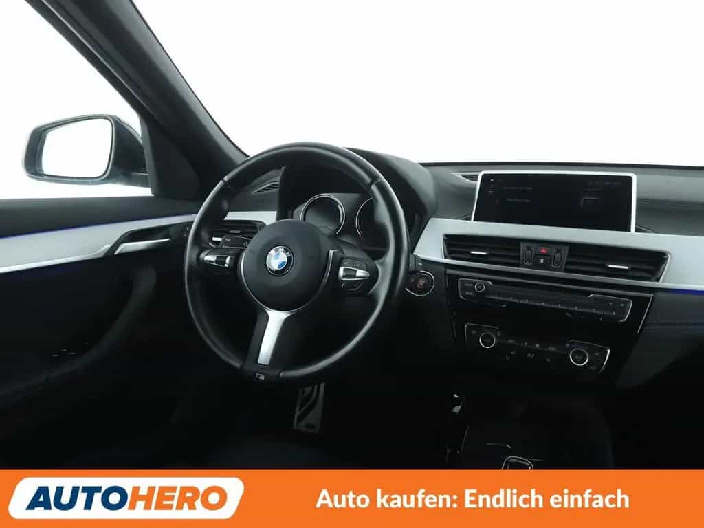 BMW X1 xDrive 20i M Sport Aut.*NAVI*TEMPO*PDC*SHZ* 07/2022-photo-12