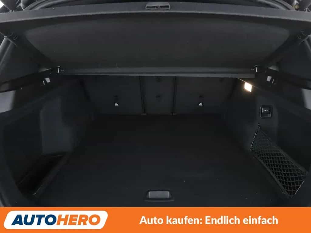BMW X1 xDrive 20i M Sport Aut.*NAVI*TEMPO*PDC*SHZ* 07/2022-photo-17