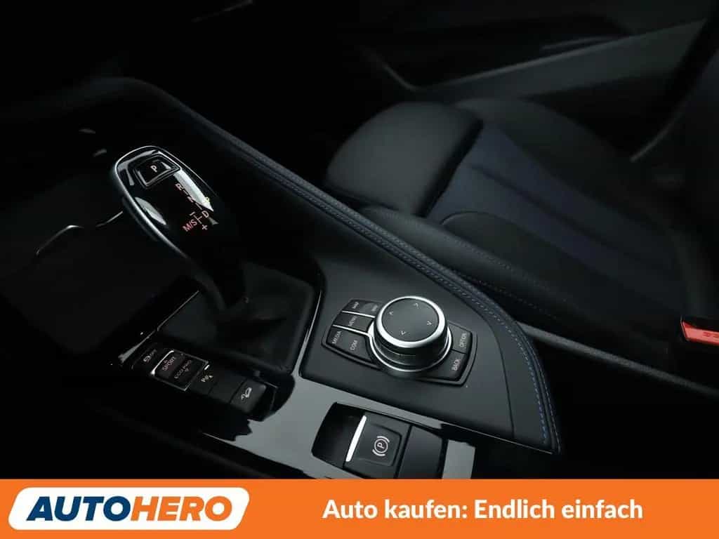 BMW X1 xDrive 20i M Sport Aut.*NAVI*TEMPO*PDC*SHZ* 07/2022-photo-24