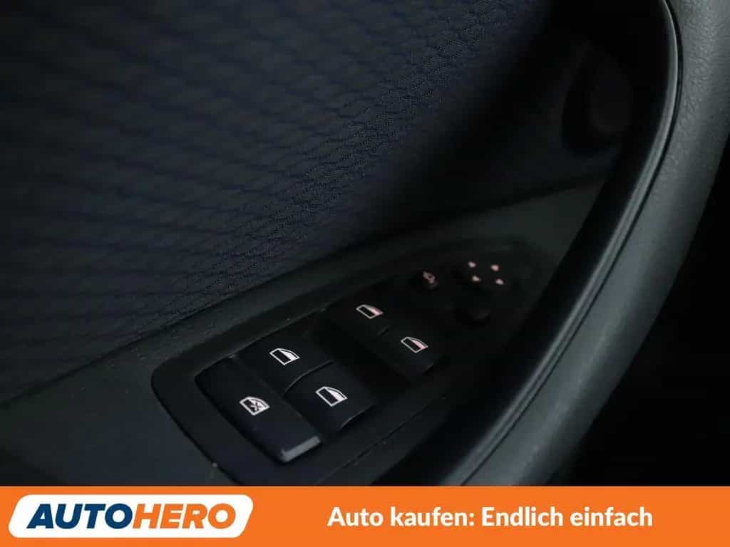 BMW X1 xDrive 20i M Sport Aut.*NAVI*TEMPO*PDC*SHZ* 07/2022-photo-25