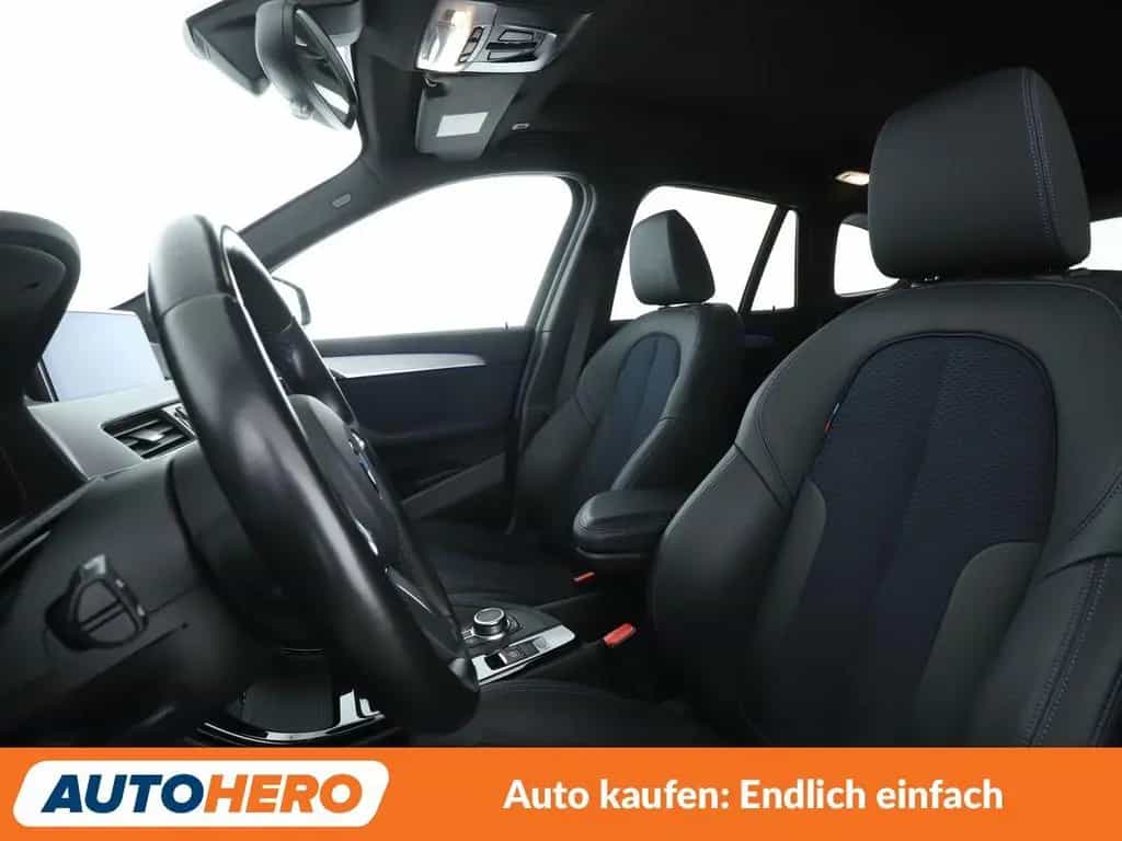 BMW X1 xDrive 20i M Sport Aut.*NAVI*TEMPO*PDC*SHZ* 07/2022-photo-9