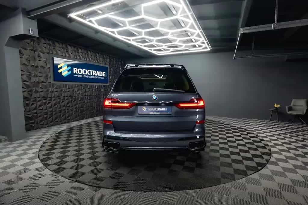 BMW X7 40i M Performance Shadow *22'*Pano*LED*360* 07/2020-photo-10