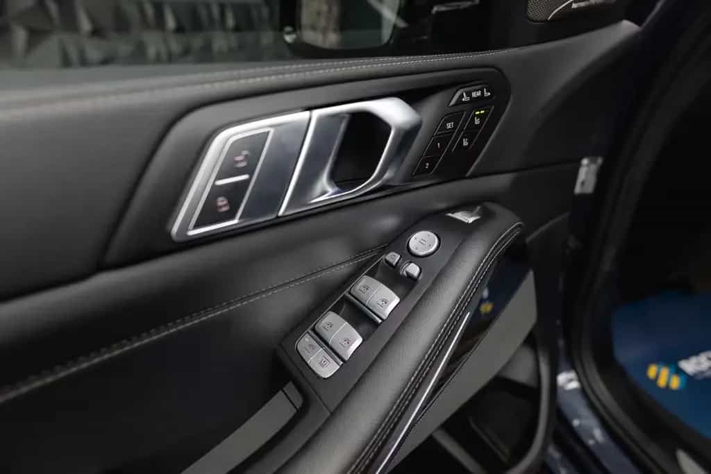 BMW X7 40i M Performance Shadow *22'*Pano*LED*360* 07/2020-photo-33
