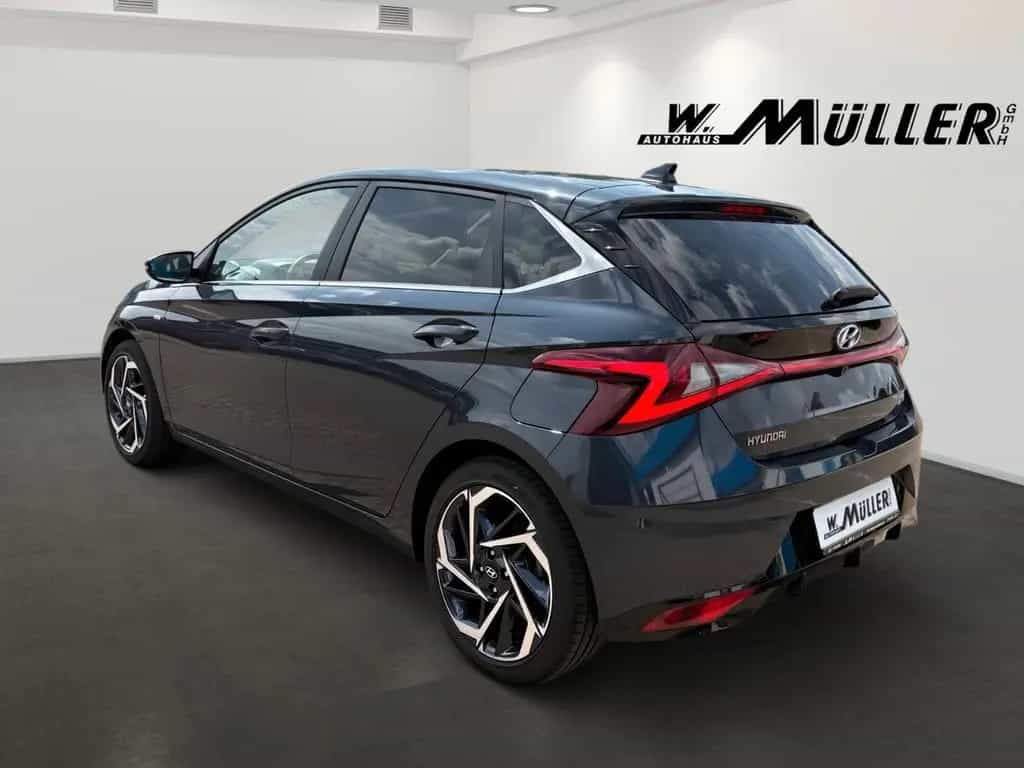 Hyundai i20 Prime Mild-Hybrid 05/2022-photo-3