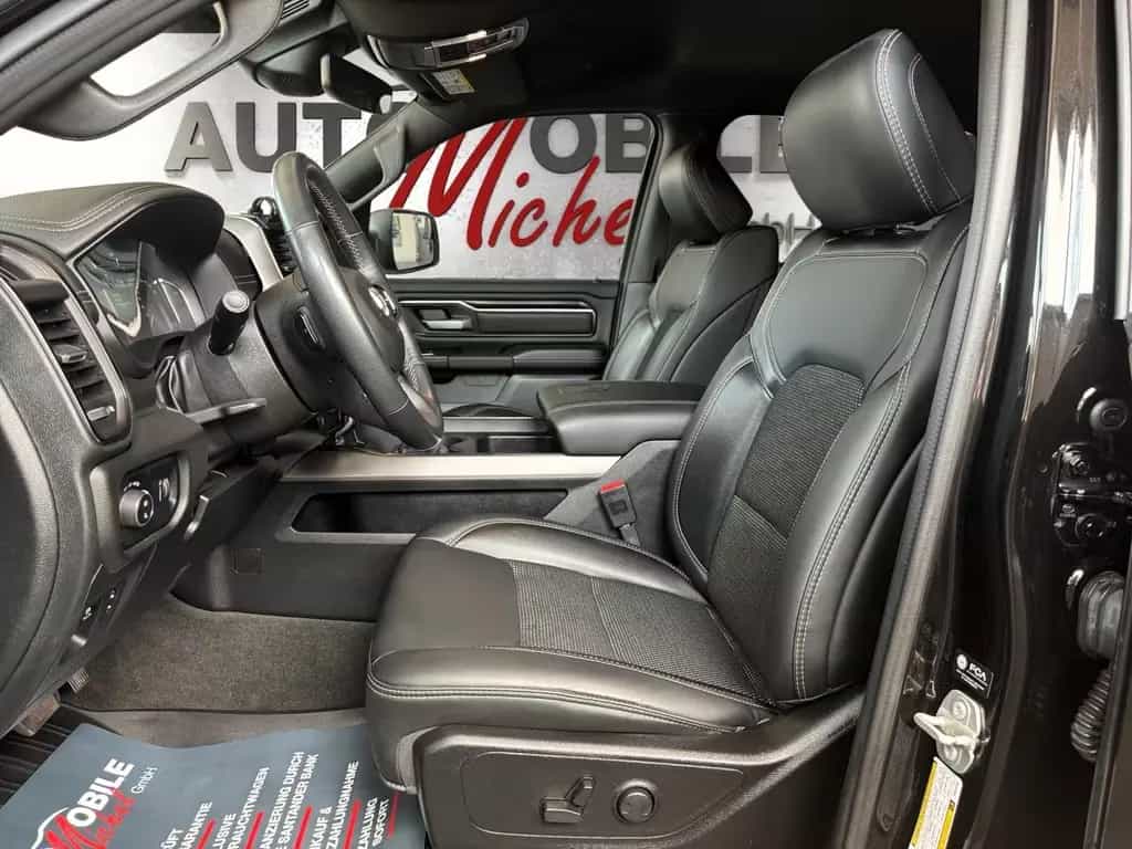 Dodge RAM 1500 5.7 Sport / 4x4 / 12"DP / Virtual CP 07/2025-photo-11