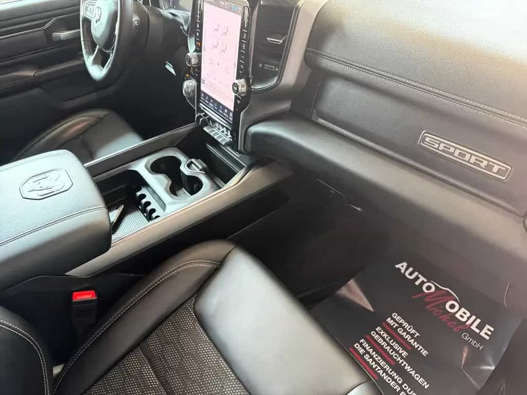 Dodge RAM 1500 5.7 Sport / 4x4 / 12"DP / Virtual CP 07/2025-photo-14