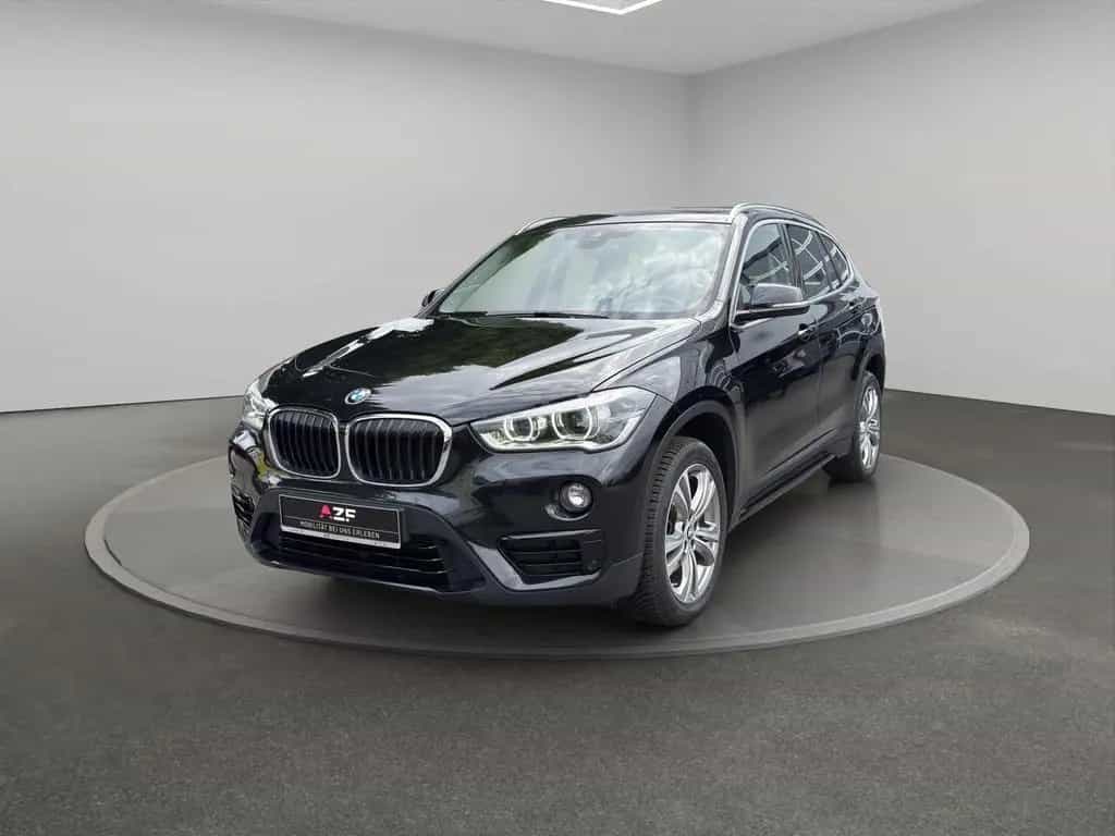 BMW X1 18 d sDrive Sport Line AHK+NAVI+LED 08/2018-photo-1