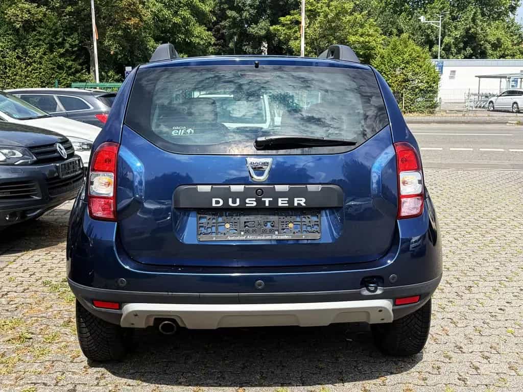 Dacia Duster I Celebration 4x2 06/2015-photo-11