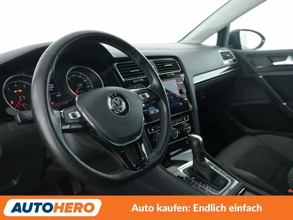 Volkswagen Golf VII 1.5 TSI ACT Highline BMT Aut.*NAVI*LED* 12/2019-photo-10