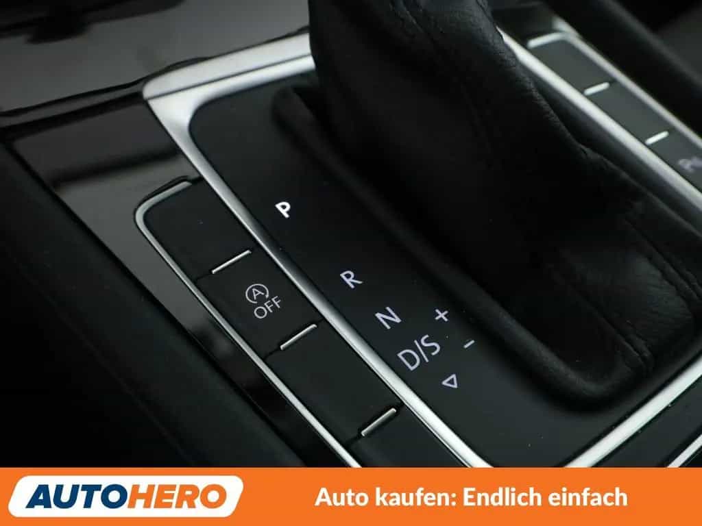 Volkswagen Golf VII 1.5 TSI ACT Highline BMT Aut.*NAVI*LED* 12/2019-photo-24