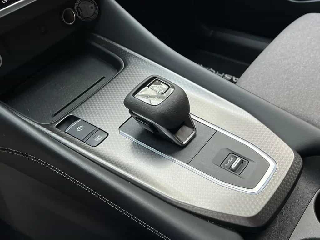 Nissan Qashqai N-Connecta 360Kamera Garantie Winter-Pak 04/2025-photo-20