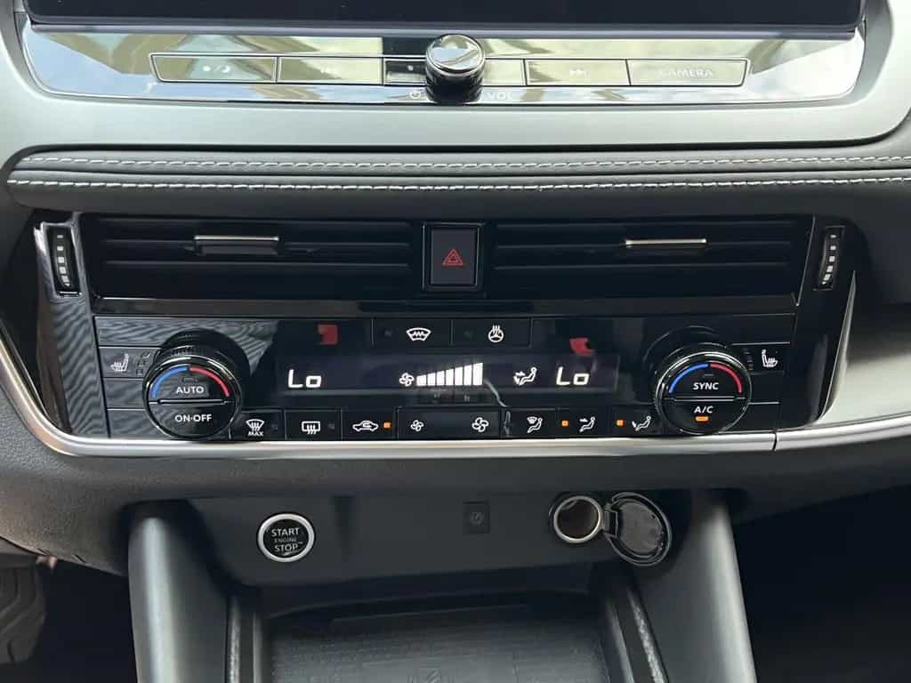 Nissan Qashqai N-Connecta 360Kamera Garantie Winter-Pak 04/2025-photo-21