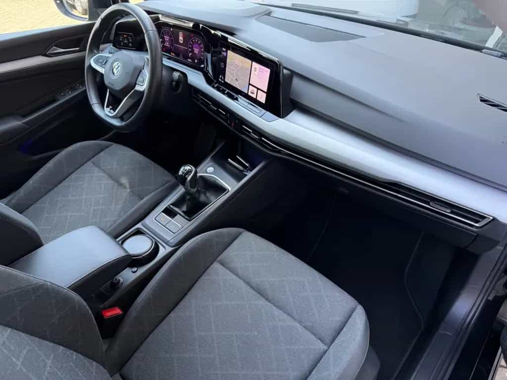 Volkswagen Golf *VIII*Limo*Life*Navi*App-Con*Kamera*LED* 03/2023-photo-3