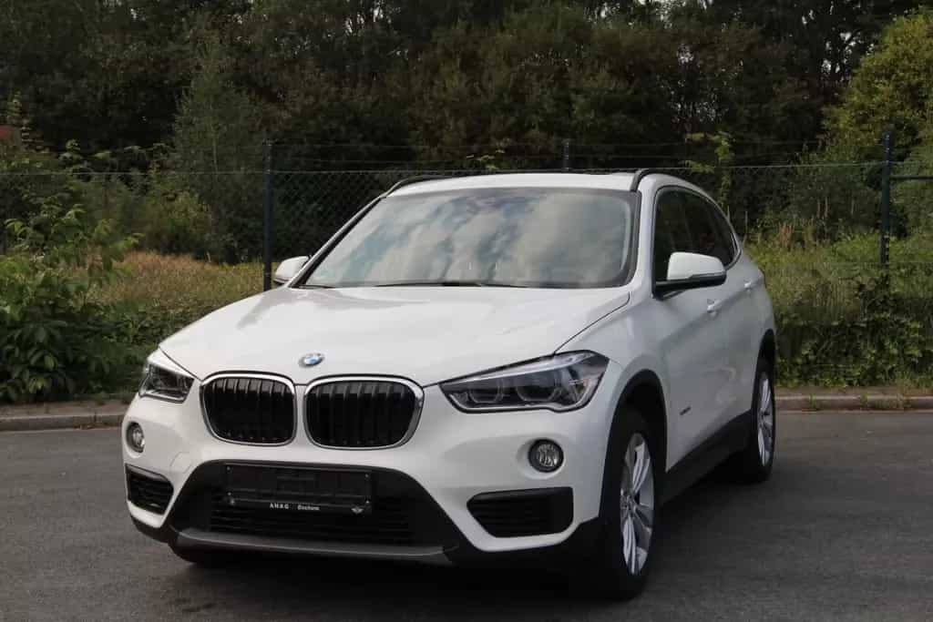BMW X1 xDrive 20 i Advantage 07/2015-photo-0