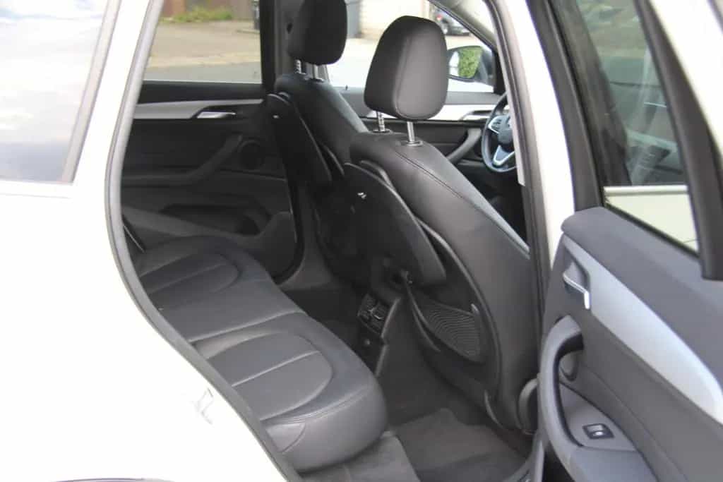 BMW X1 xDrive 20 i Advantage 07/2015-photo-11