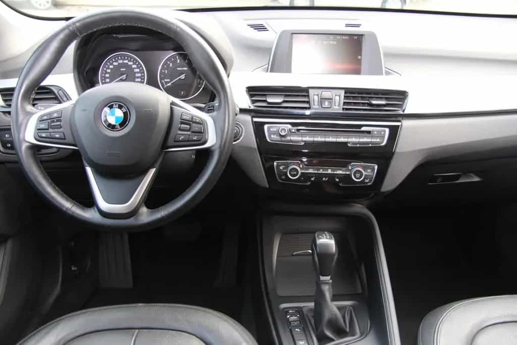 BMW X1 xDrive 20 i Advantage 07/2015-photo-8
